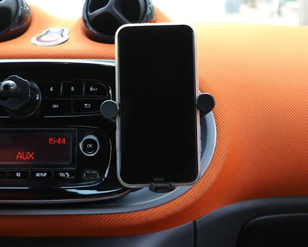Der Auto Handyhalter Für Mercedes Smart 453 Forfour Fortwo Bietet  Unterstützung Für Das Aufladen Ihres Mobiltelefons In Der Autonavigation  Von 48,31 €